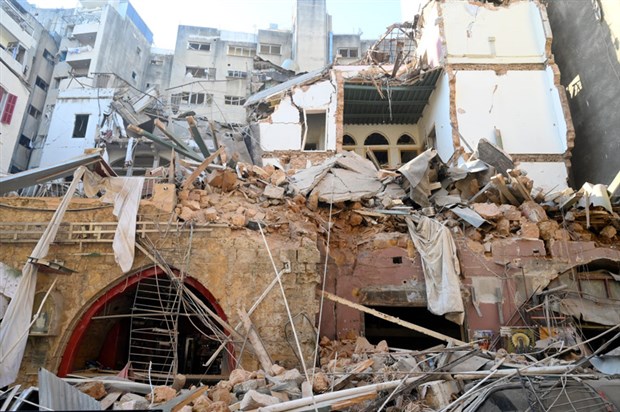 Beyrut'ta 60 kişiden hala haber alınamıyor